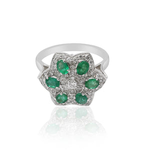 Flower Shape Natural Emerald And Diamond Gold Ring